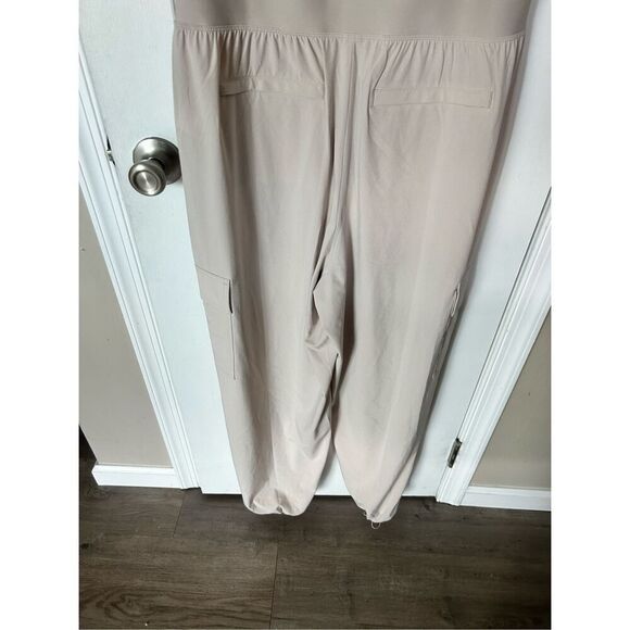 Athleta Brooklyn Romper in Size 8 tan long pants suit - Picture 6 of 6